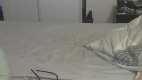 sexobject001 online show from September 2025 07:21:01 AM