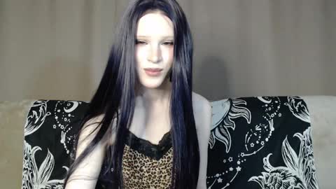 Nextdoor Princess online show from April 2026 10:13:01 AM