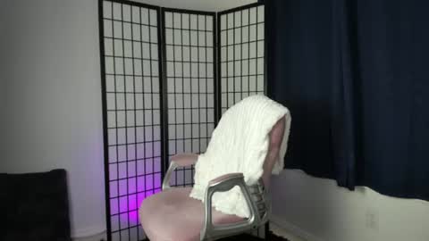 Snapshot of sexpotjess chatting on June 2026 11:46:01 PM Sexpot Jess online show from June 2026 11:46:01 PM