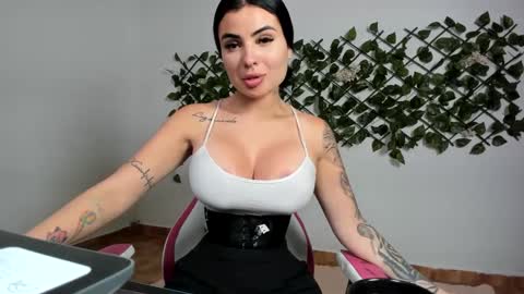 SARA    online show from December 2024 03:37:02 PM