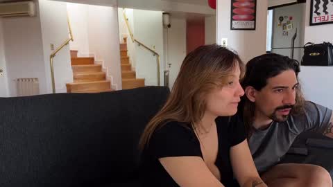 Andrea online show from November 2025 08:44:01 PM