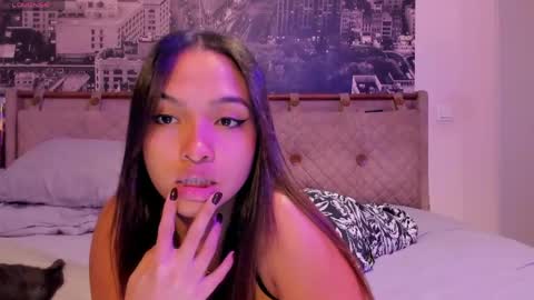 Andrea online show from April 2026 02:18:01 PM