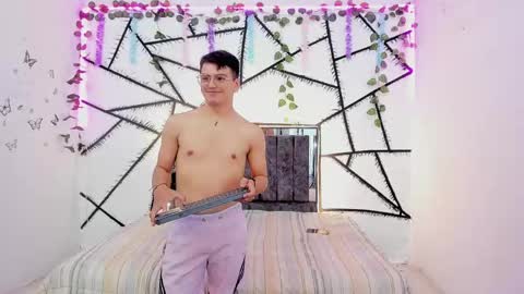 Snapshot of sexx_university chatting on May 2026 08:00:01 AM sexx_university online show from May 2026 08:00:01 AM