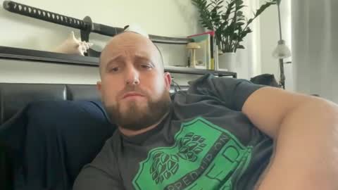 Snapshot of sexxfreak21 chatting on December 2024 06:12:02 PM sexxfreak21 online show from December 2024 06:12:02 PM