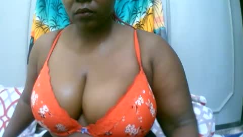 sexxi_ebony online show from January 2026 06:28:01 AM
