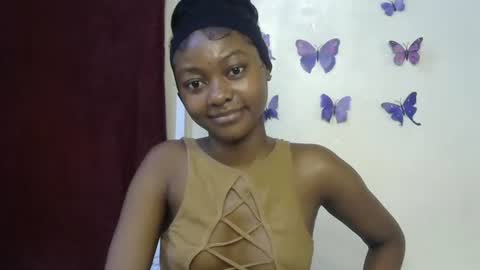 Snapshot of sexxy_divaa chatting on April 2026 04:22:01 PM vicky online show from April 2026 04:22:01 PM