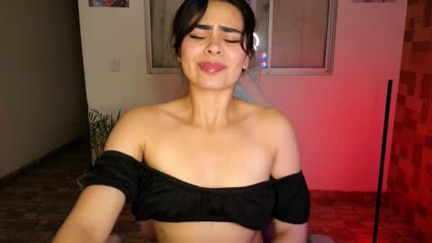  Angie   online show from March 2025 05:29:02 AM