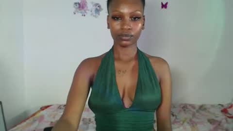 sexxypixie online show from April 2026 10:40:02 PM