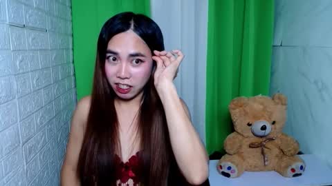 Jessica online show from November 2025 06:39:01 PM