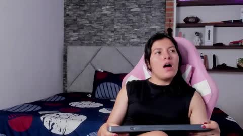 Sexxy-Couple online show from February 2026 06:23:01 AM