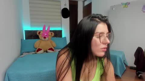 LUXURY online show from December 2025 12:27:01 AM