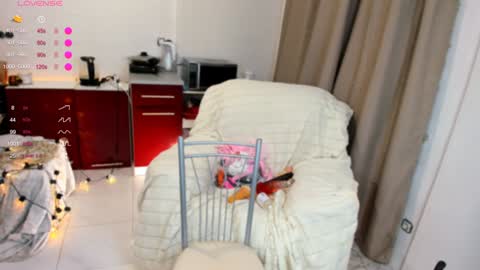 Alice online show from December 2024 10:30:02 PM