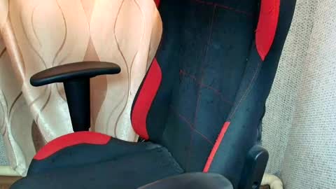 Jessica  Face only in pvt or in snapchat Dont ask more.... online show from February 2026 11:19:01 AM