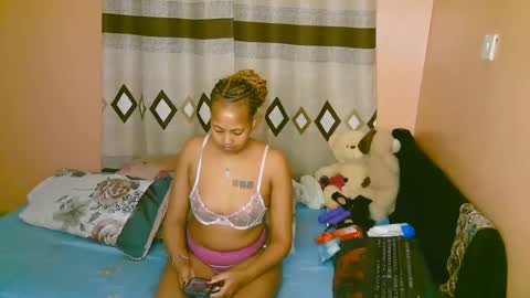 sexy_bluegirl online show from October 2025 12:15:02 AM