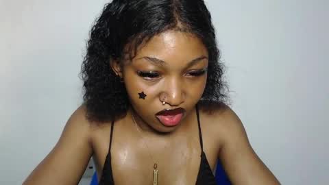 sexy_bluey247 online show from April 2026 05:32:02 PM