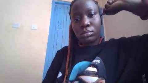 sexy_butty01 online show from September 2025 09:44:01 AM