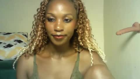 sexy_chocoy05 online show from February 2026 09:33:01 PM