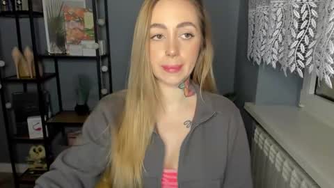 C o r a l i e online show from December 2024 11:39:01 AM