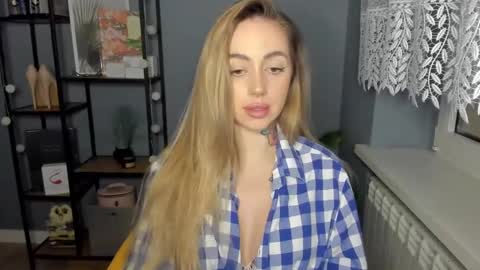 C o r a l i e online show from January 2025 02:24:02 PM