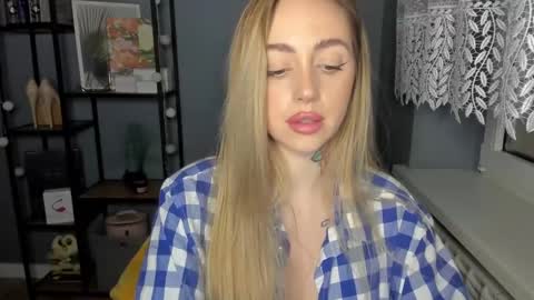 C o r a l i e online show from January 2025 07:44:02 PM