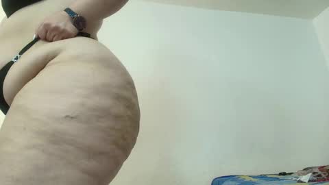 karla           instagram  online show from December 2024 04:46:02 PM