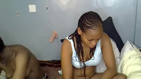 Snapshot of sexy_dee01 chatting on October 2025 03:09:02 AM sexy_dee01 online show from October 2025 03:09:02 AM