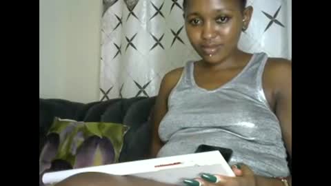 Snapshot of sexy_ebony_bliss chatting on December 2024 07:03:02 PM adasa online show from December 2024 07:03:02 PM