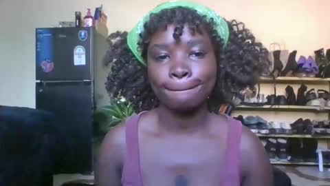 Trina online show from September 2025 05:42:02 AM