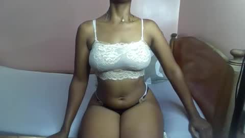 Ellahh online show from November 2025 03:08:02 AM