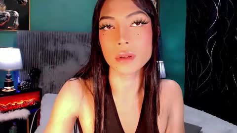 lovelyfebe  online show from April 2026 07:00:02 AM