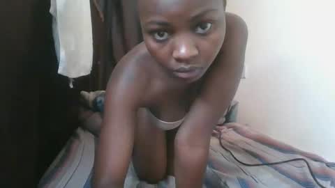 sexy_june20 online show from February 2026 10:17:01 PM