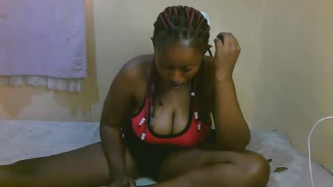 sexy_latasha online show from April 2026 07:01:01 AM