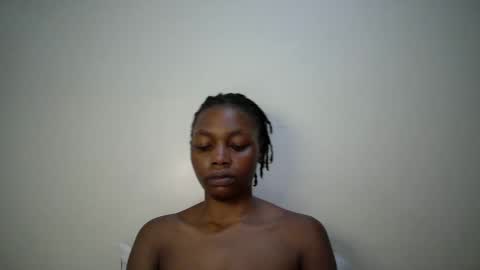 sexy_muna2 online show from April 2026 05:32:02 PM