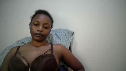 sexy_muna2 online show from April 2026 08:53:02 PM