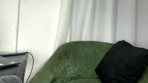 Snapshot of sexy_n_thick chatting on June 2026 02:27:02 AM Lyn online show from June 2026 02:27:02 AM