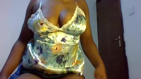 Snapshot of sexy_natallie chatting on January 2025 08:56:01 AM natallie online show from January 2025 08:56:01 AM