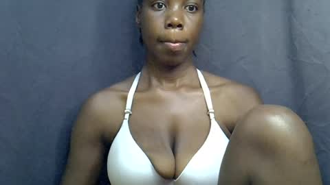 Snapshot of sexy_peach4 chatting on June 2026 11:09:02 PM sexy_peach4 online show from June 2026 11:09:02 PM