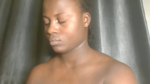 sexy_petitqueen online show from March 2026 04:04:02 AM