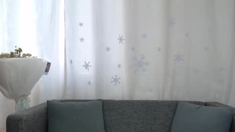 Alina online show from November 2025 08:41:01 AM