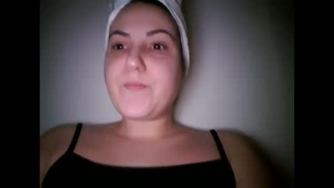 Snapshot of sexy_slimm25 chatting on February 2026 09:52:01 PM Slimm online show from February 2026 09:52:01 PM