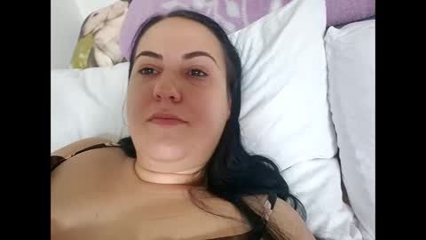 Snapshot of sexy_slimm25 chatting on June 2026 06:16:01 AM Slimm online show from June 2026 06:16:01 AM