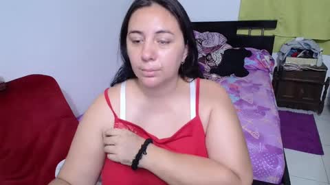 Snapshot of sexy_ticki chatting on December 2024 01:28:02 AM janel online show from December 2024 01:28:02 AM
