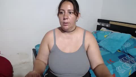 Snapshot of sexy_ticki chatting on October 2025 11:51:02 PM janel online show from October 2025 11:51:02 PM