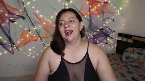 Snapshot of sexy_ticki chatting on October 2025 04:02:02 AM janel online show from October 2025 04:02:02 AM