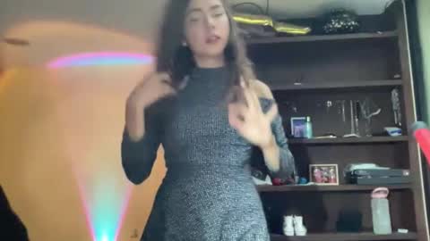 Alice Skay online show from October 2025 10:30:01 PM