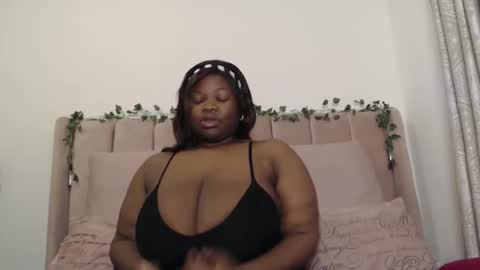 Angie online show from September 2025 11:06:02 PM