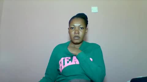 sexyapple2002 online show from September 2025 11:31:02 PM