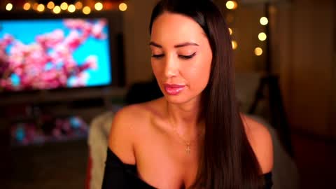 Sandra online show from January 2025 10:39:01 PM