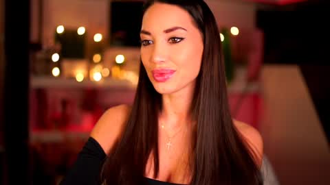 Sandra online show from January 2025 07:49:02 PM