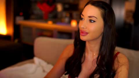 Sandra online show from February 2025 11:20:01 PM